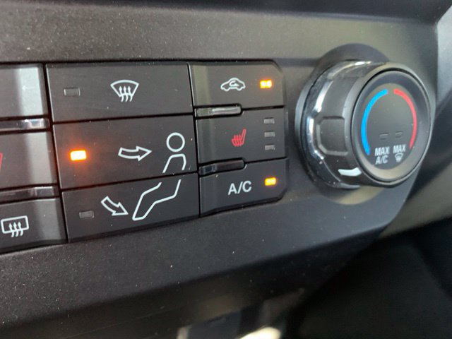 Used 2022 Ford F350 XLT w/ XLT Premium Package AWD/4WD image 19