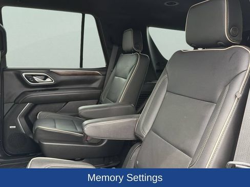 Used 2021 Chevrolet Tahoe Premier AWD/4WD image 16