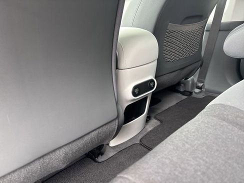 Used 2024 Hyundai Ioniq 5 SEL image 16