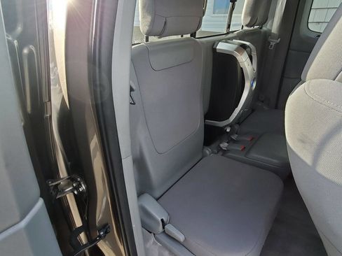 Used 2011 Toyota Tacoma 4x4 Access Cab V6 image 13