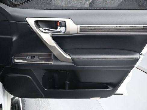 Used 2020 Lexus GX 460 Premium image 42