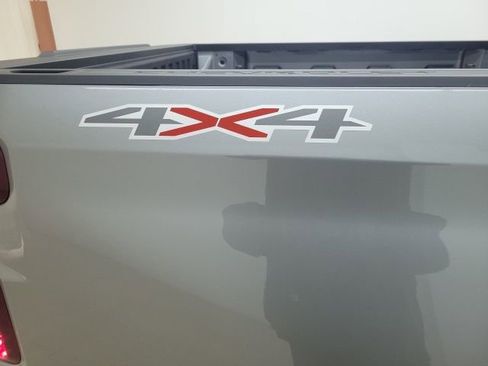 Used 2023 Chevrolet Silverado 1500 LT image 6