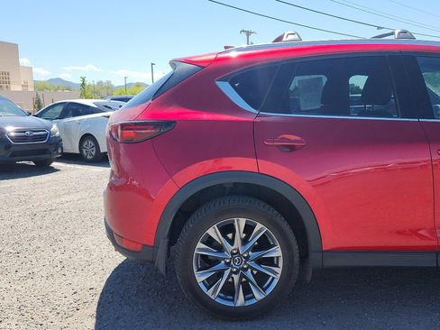 Used 2019 MAZDA CX-5 Signature AWD/4WD image 5