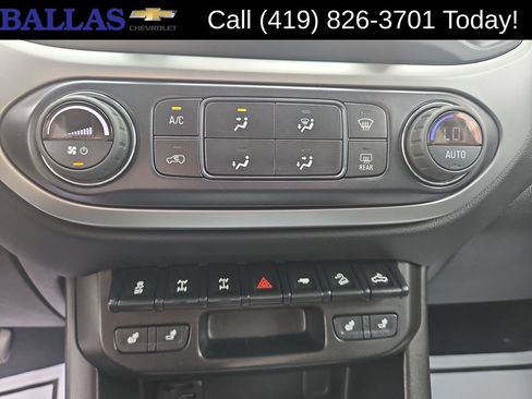 Certified 2021 Chevrolet Colorado ZR2 w/ ZR2 Midnight Special Edition AWD/4WD image 14