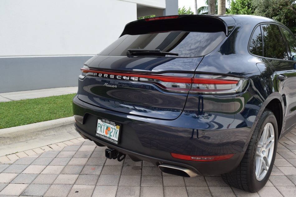 Used 2019 Porsche Macan AWD/4WD image 18