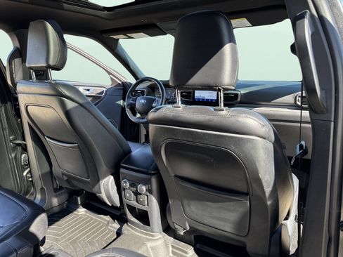 Used 2020 Ford Explorer XLT w/ Equipment Group 202A image 49