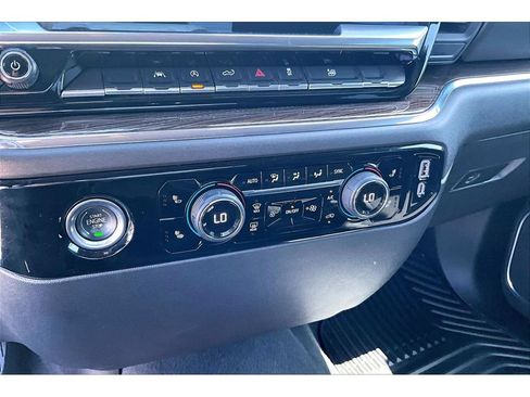 Used 2024 Chevrolet Silverado 1500 LT AWD/4WD image 15