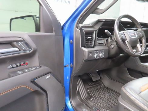 Used 2022 GMC Sierra 1500 AT4 w/ Technology Package image 63