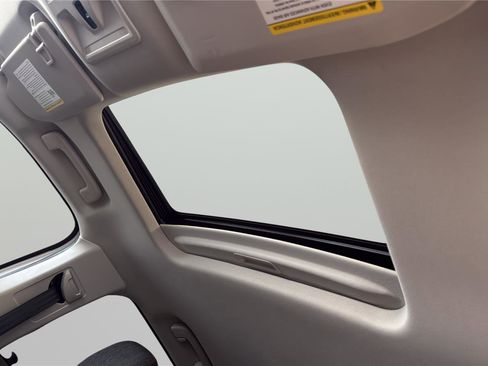 Used 2024 Ford Maverick Tremor w/ Tremor Off-Road Package image 16