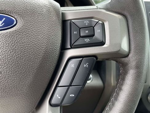 Used 2021 Ford Expedition XLT RWD image 9