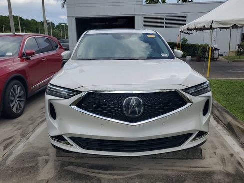 Used 2024 Acura MDX w/ Technology Package AWD/4WD image 2