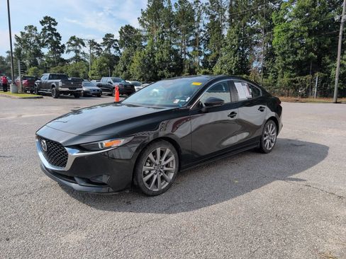 Used 2024 MAZDA MAZDA3 s FWD image 4