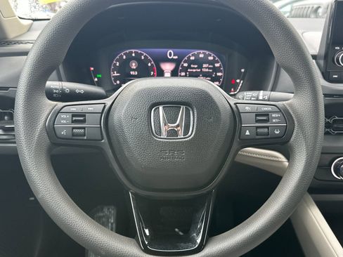 Used 2025 Honda Accord LX image 22