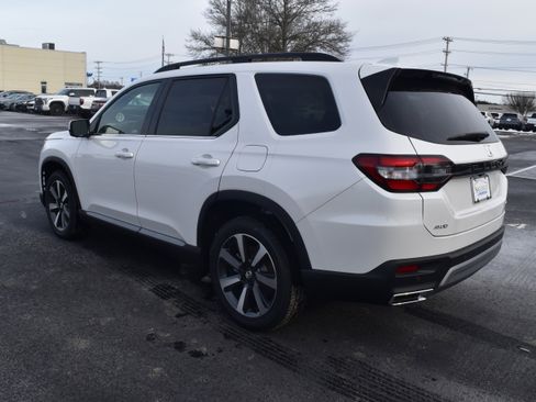 New 2025 Honda Pilot Elite image 4