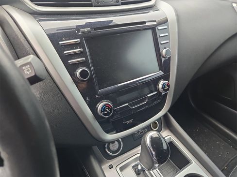 Used 2020 Nissan Murano SL w/ Moonroof Package image 8