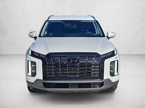 Used 2025 Hyundai Palisade SEL FWD image 2