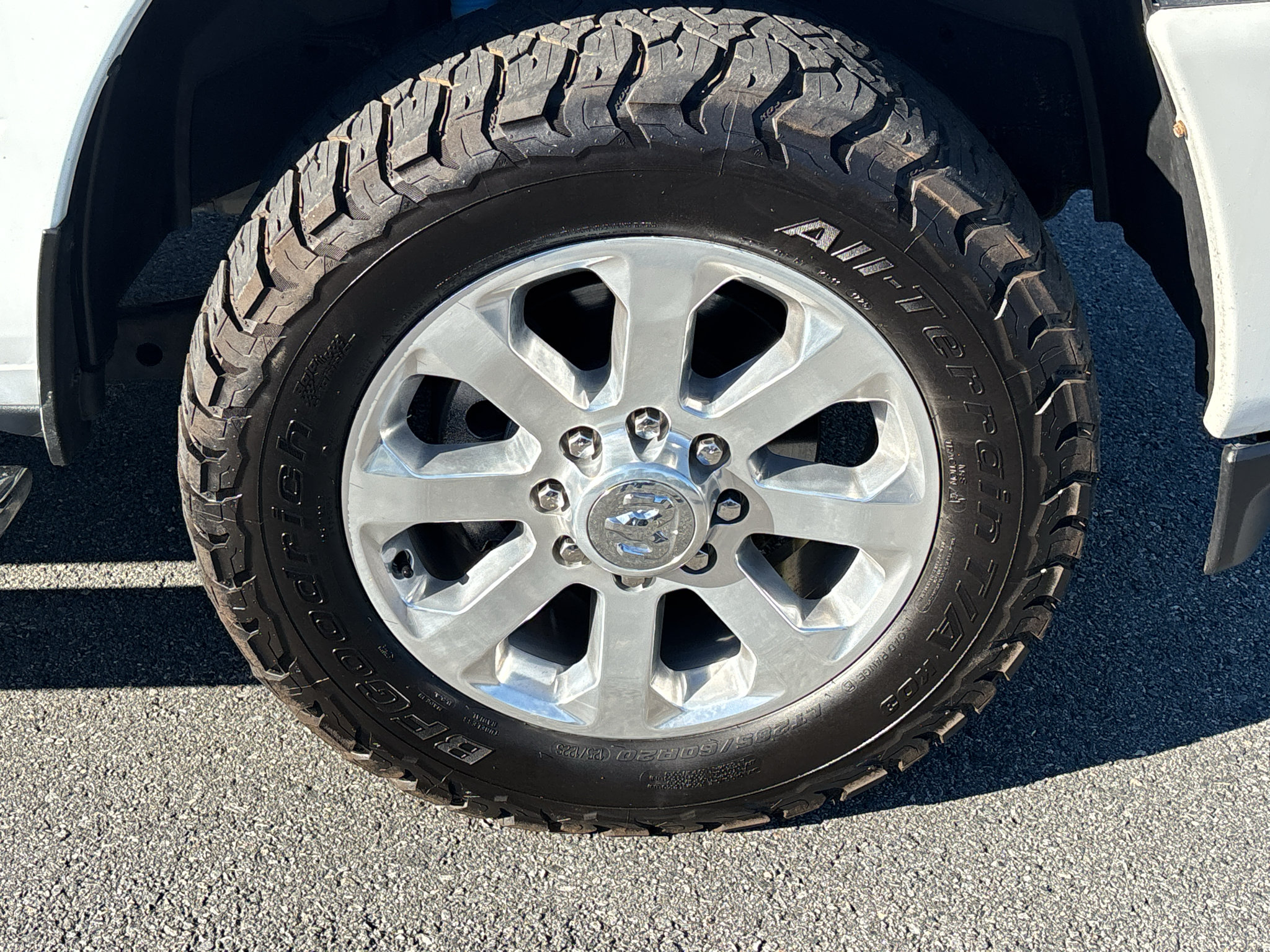 Used 2023 RAM 2500 Laramie AWD/4WD image 30