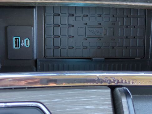 Used 2024 Ford Expedition Max Limited image 22