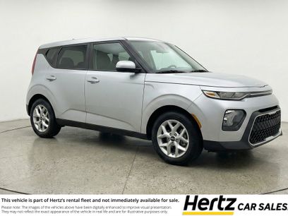 Used 2025 Kia Soul LX w/ LX Technology Package