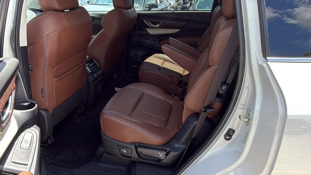 Used 2020 Subaru Ascent Touring w/ Popular Package #2 AWD/4WD image 16