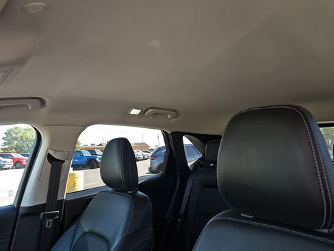 Used 2022 Ford Escape SEL image 19