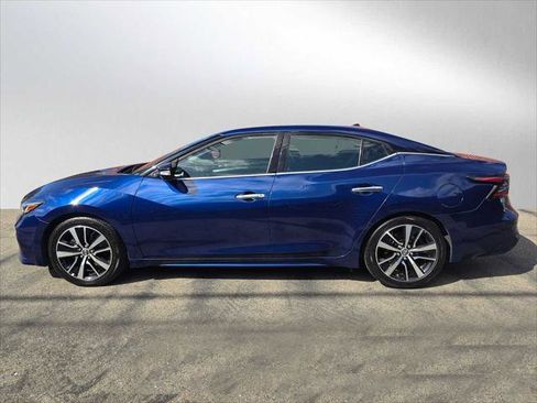 Used 2023 Nissan Maxima SV w/ Floor Mat Group FWD image 6
