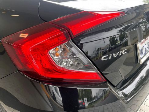 Used 2020 Honda Civic Sport image 30