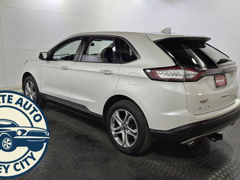 Used 2015 Ford Edge Titanium image 7