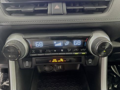 Used 2024 Toyota RAV4 XLE image 23