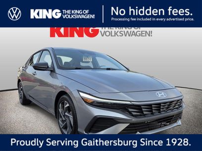 Used 2025 Hyundai Elantra Sport w/ Cargo Package
