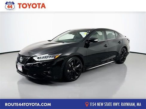 Used 2021 Nissan Maxima SR w/ Sport Mat Group FWD image 1