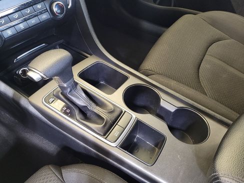Used 2018 Kia Optima LX FWD image 26
