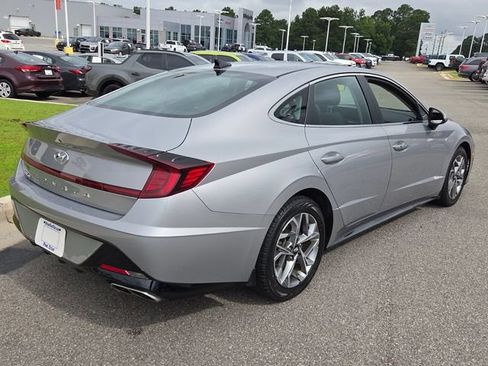 Used 2023 Hyundai Sonata SEL w/ Cargo Package FWD image 12