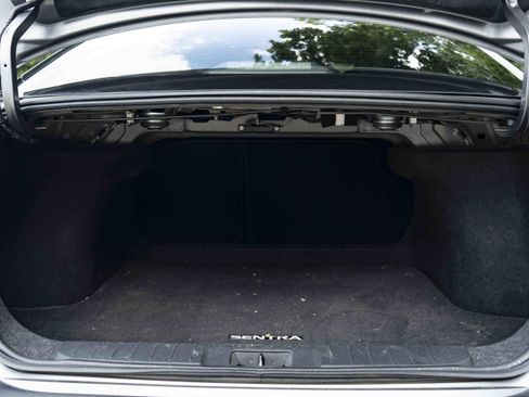 Used 2023 Nissan Sentra SV FWD image 38