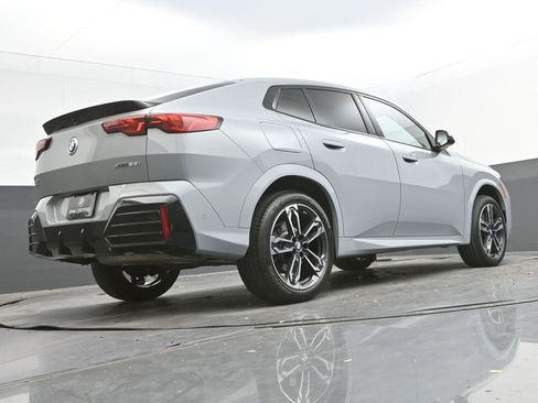 Certified 2024 BMW X2 xDrive28i w/ M Sport Package image 40