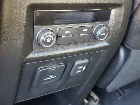 Certified 2023 Chevrolet Traverse RS AWD/4WD image 11