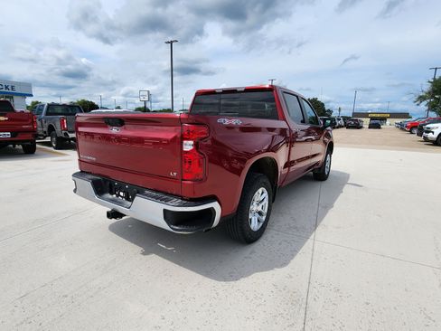Used 2024 Chevrolet Silverado 1500 LT w/ Leather Package AWD/4WD image 5