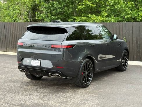 Certified 2025 Land Rover Range Rover Sport Dynamic SE AWD/4WD image 6