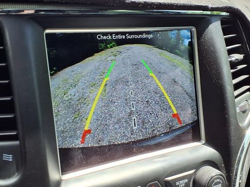 Used 2018 Jeep Grand Cherokee SRT AWD/4WD image 18
