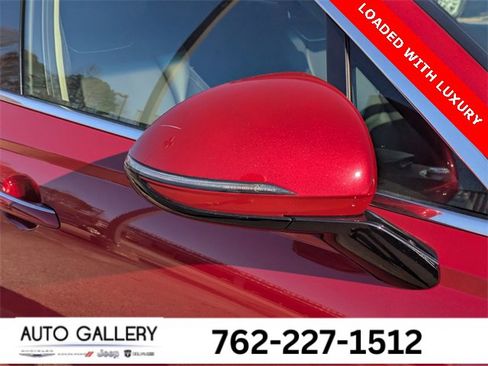 Used 2025 Genesis GV70 2.5T image 12