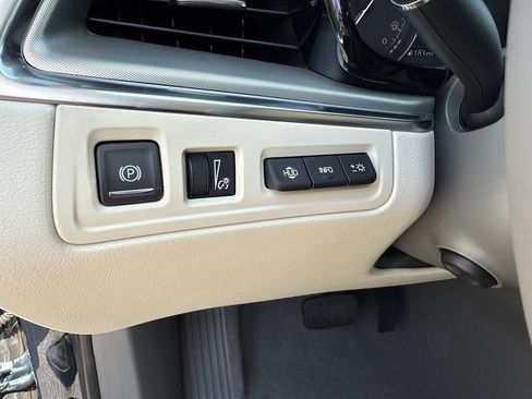 New 2026 Cadillac XT5 Premium Luxury w/ Driver Assist Package FWD image 31