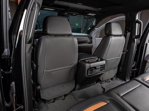 Used 2024 GMC Sierra 2500 AT4 w/ AT4 Premium Plus Package image 32