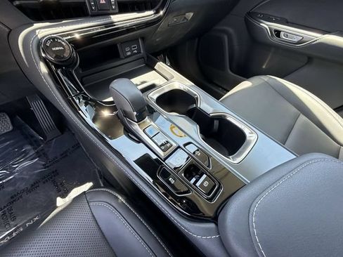 Certified 2024 Lexus NX 250 FWD w/ Towing Package (2000 Lbs) image 21
