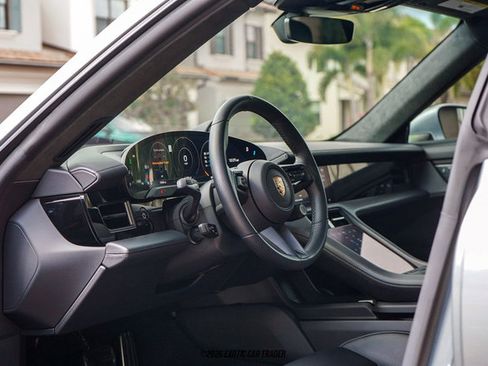 Used 2024 Porsche Taycan GTS image 17