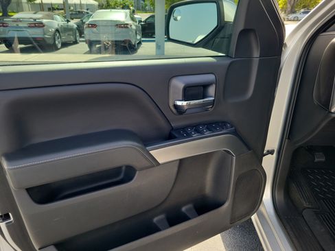Used 2018 Chevrolet Silverado 1500 LT w/ All Star Edition RWD image 16