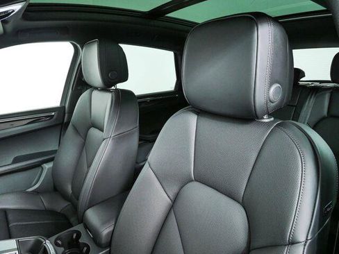 New 2026 Porsche Macan S AWD/4WD image 5