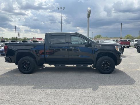 Used 2020 GMC Sierra 1500 AT4 w/ AT4 Premium Package image 3