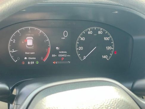 Used 2024 Honda HR-V LX image 17