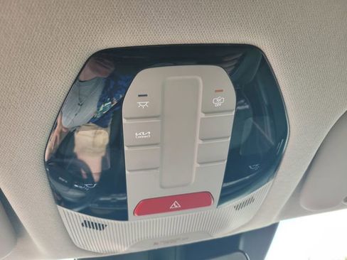 Used 2025 Kia K4 EX FWD image 21