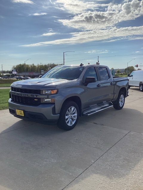 Used 2021 Chevrolet Silverado 1500 Custom AWD/4WD image 1
